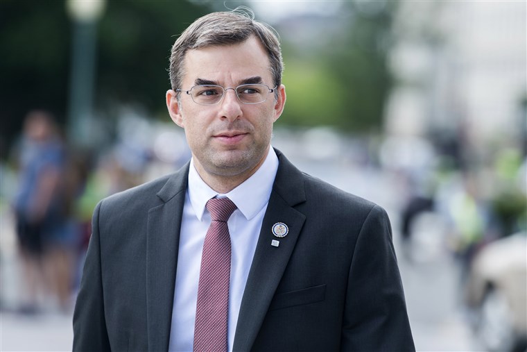 Justin Amash resigns the Republican Party